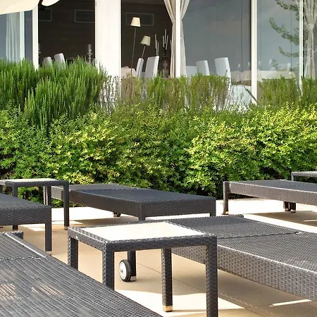 Hotel Relais Chalons D'orange 4*